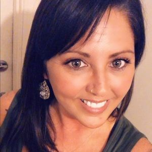 Meet your Posher, Stacy